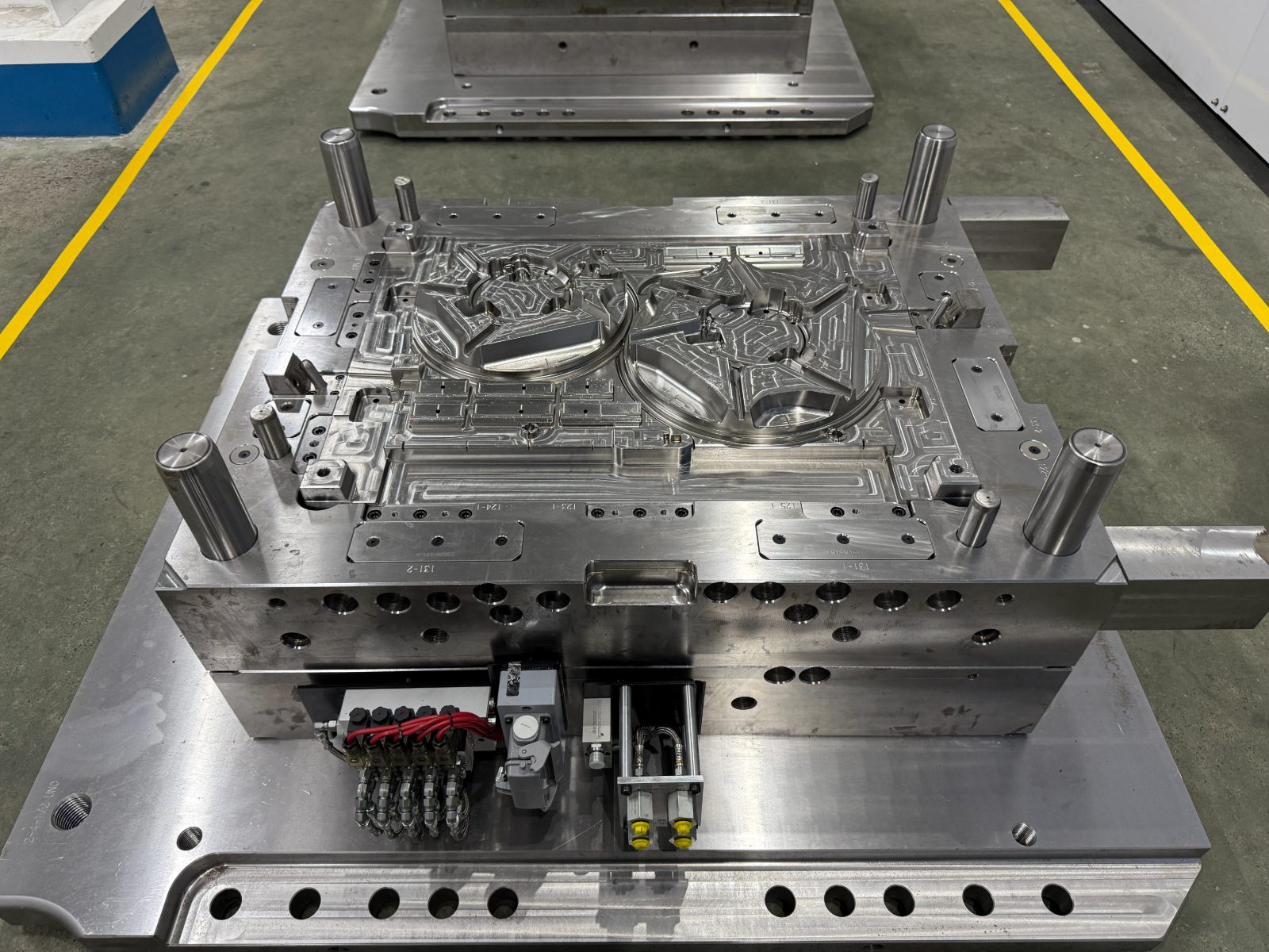 Finished molds in production