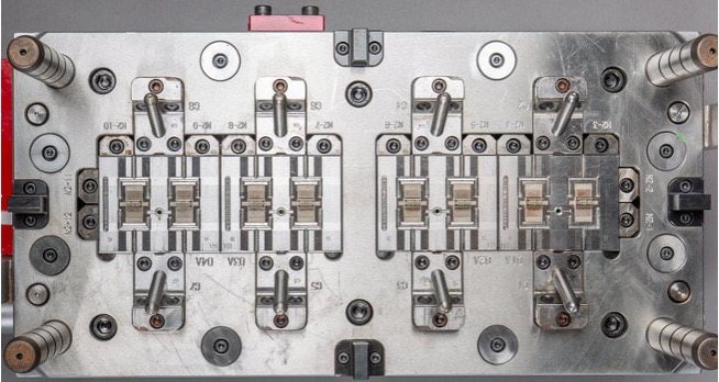 Fiber-connector mold
